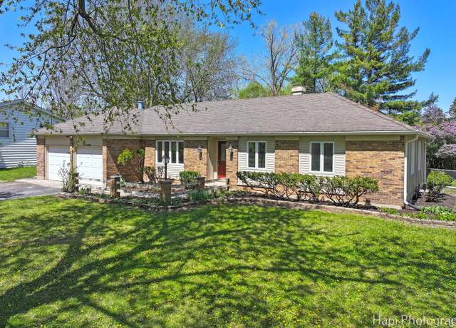 Property at 6308 Redbird Ln, Crystal Lake, IL 60012, 3 beds, 3 baths