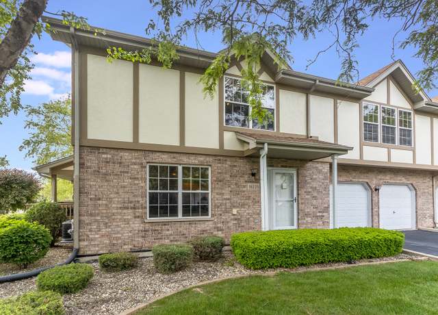Property at 18225 Eagle Dr, Tinley Park, IL 60477, 3 beds, 2.5 baths