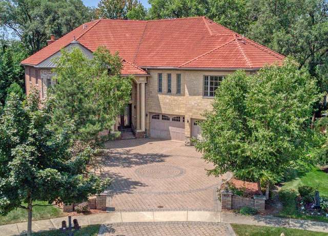 Property at 13 Vennard Ct, Lombard, IL 60148, 8 beds, 9.5 baths