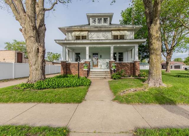 Property at 509 N Main St, Princeton, IL 61356, 4 beds, 2 baths