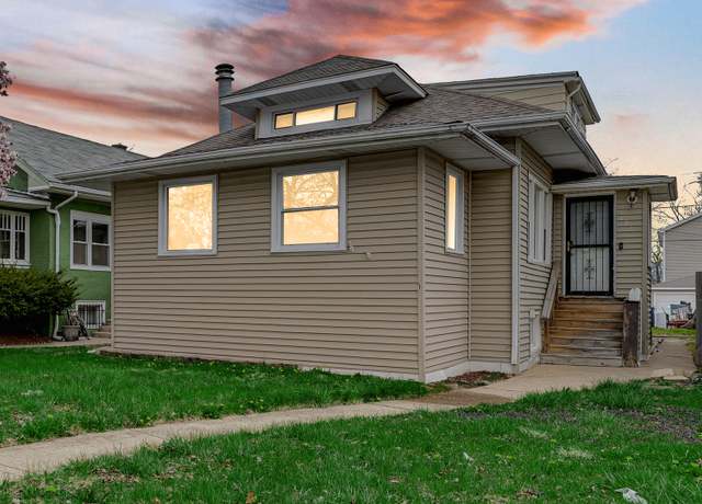 Property at 637 S 16th Ave, Maywood, IL 60153, 4 beds, 1 bath