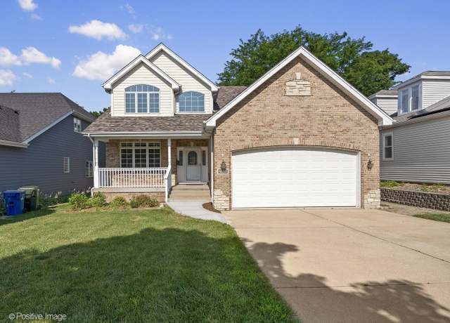 Property at 4618 Woodward Ave, Downers Grove, IL 60515, 4 beds, 4 baths