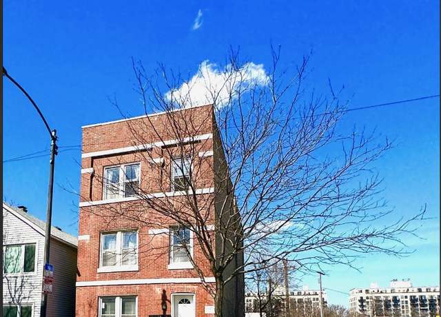 Property at 944 W 18th St, Chicago, IL 60608, 7 beds, 3 baths