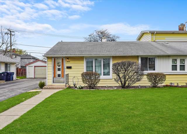 Property at 8870 S Corcoran Rd, Hometown, IL 60456, 2 beds, 1 bath