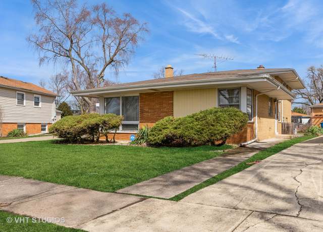 Property at 349 Carey Ct, Chicago Heights, IL 60411, 3 beds, 2 baths