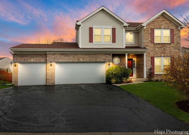 Property at 123 Norman Dr, Mchenry, IL 60050, 4 beds, 2.5 baths