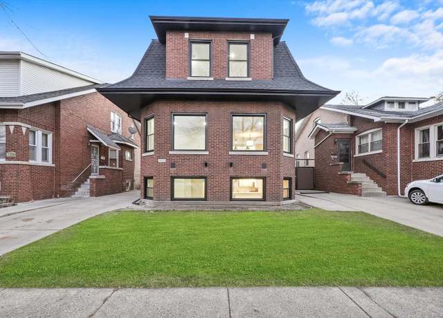 Property at 4825 W Oakdale Ave, Chicago, IL 60641, 10 beds, 3 baths