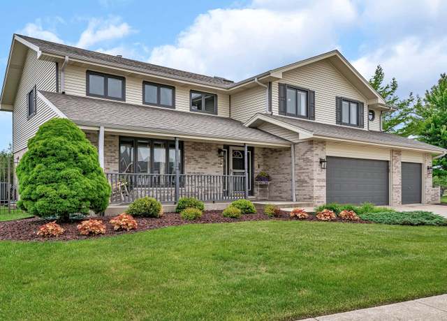 Property at 19415 Lisadell Dr, Tinley Park, IL 60487, 4 beds, 2.5 baths