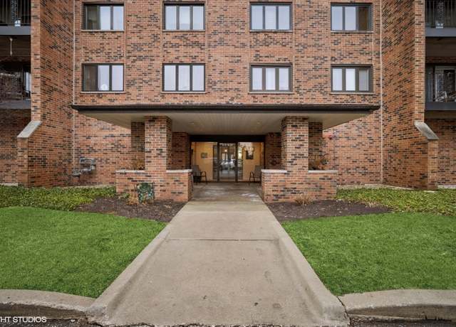 Property at 9377 Landings Ln #502, Des Plaines, IL 60016, 2 beds, 2 baths