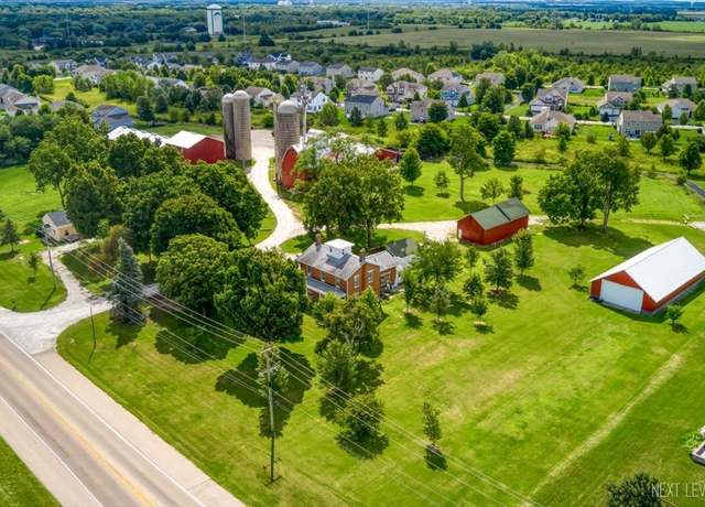 Property at 3668 W Galena Blvd, Aurora, IL 60506, 3 beds, 2.5 baths