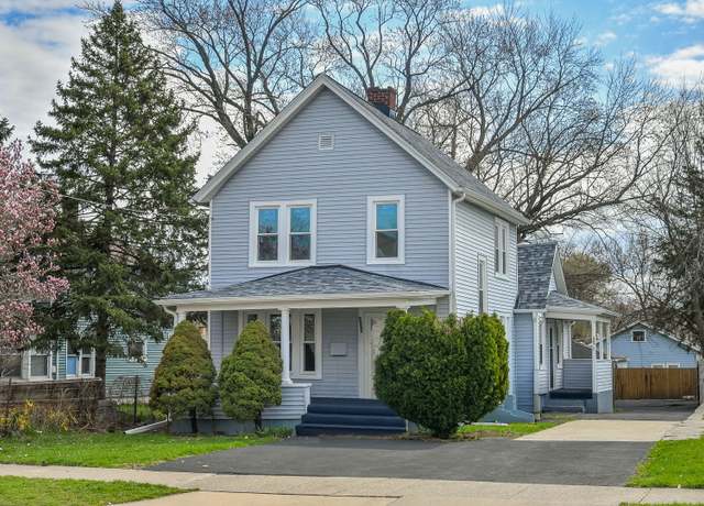 Property at 223 N 4th St, Aurora, IL 60505, 4 beds, 3 baths
