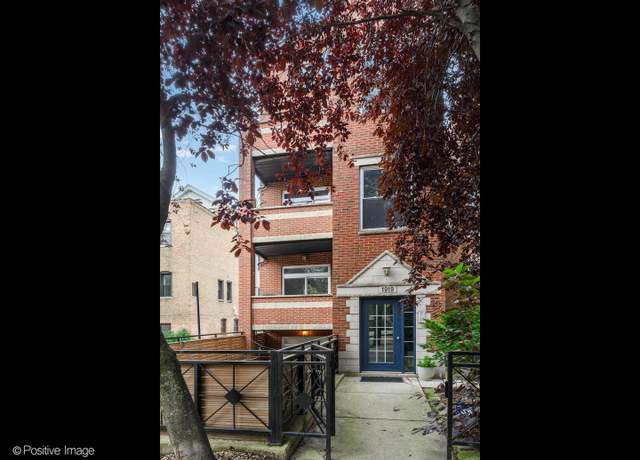 Property at 1919 N Kenmore Ave #1, Chicago, IL 60614, 3 beds, 3 baths