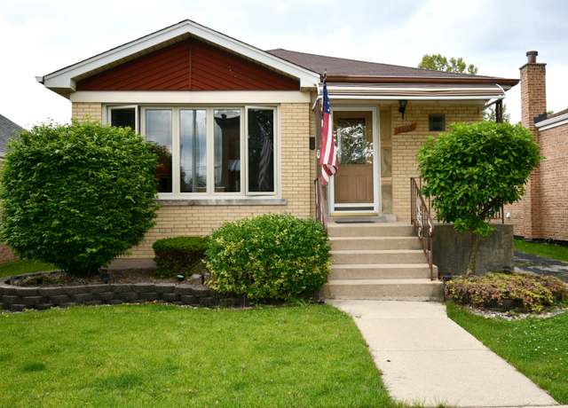 Property at 5151 S Mulligan Ave, Chicago, IL 60638, 3 beds, 2 baths