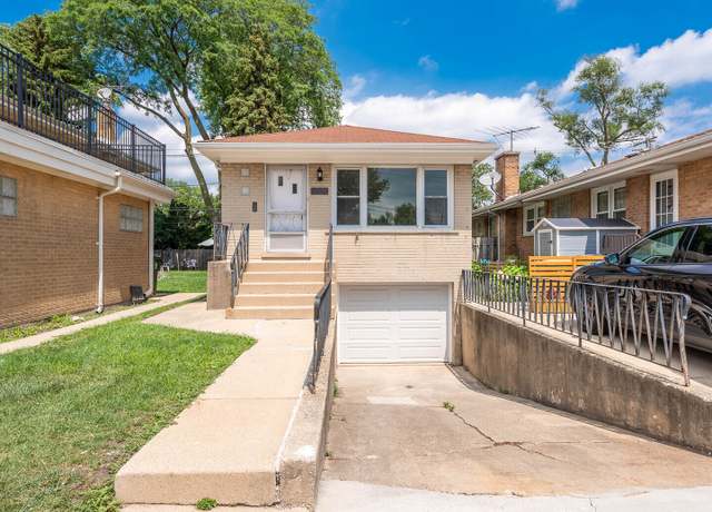 Property at 2304 Oakton St, Park Ridge, IL 60068, 3 beds, 2 baths
