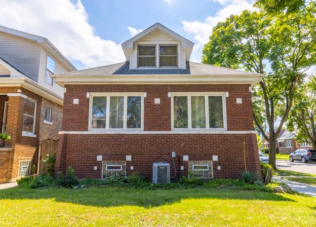 Property at 5759 W Pensacola Ave, Chicago, IL 60634, 4 beds, 2.5 baths