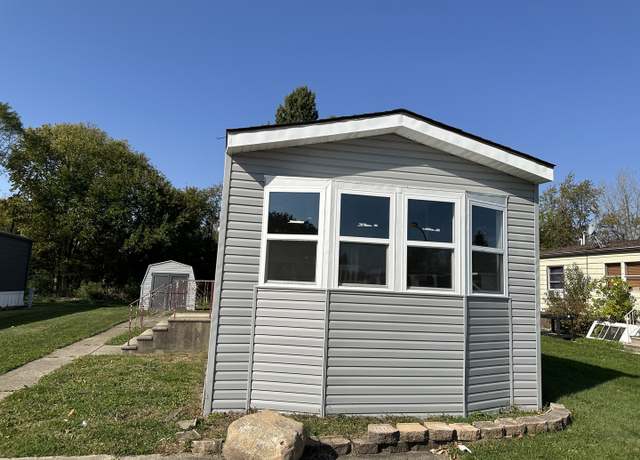 Property at 241 Blackthorn Rd, Matteson, IL 60443, 2 beds, 2 baths