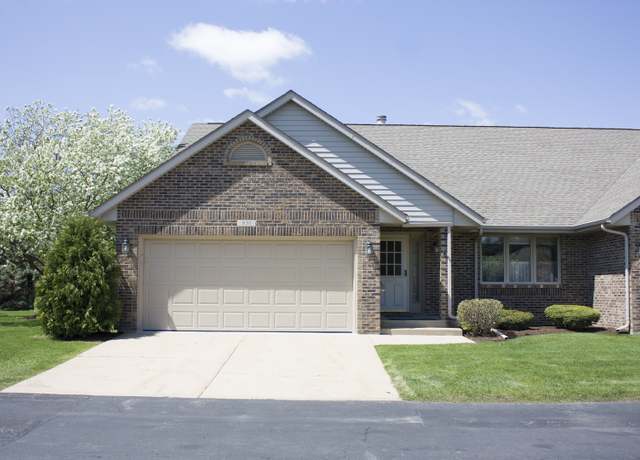 Property at 831 Croation Ct, Sycamore, IL 60178, 2 beds, 3 baths