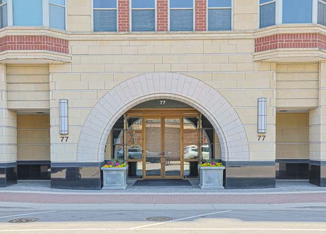 Property at 77 S Evergreen Ave #1004, Arlington Heights, IL 60005, 2 beds, 2 baths
