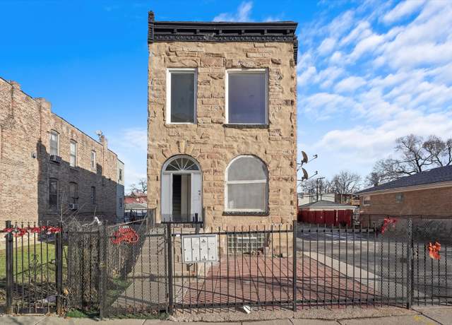 Property at 627 N Lawndale Ave, Chicago, IL 60624, 10 beds, 5 baths