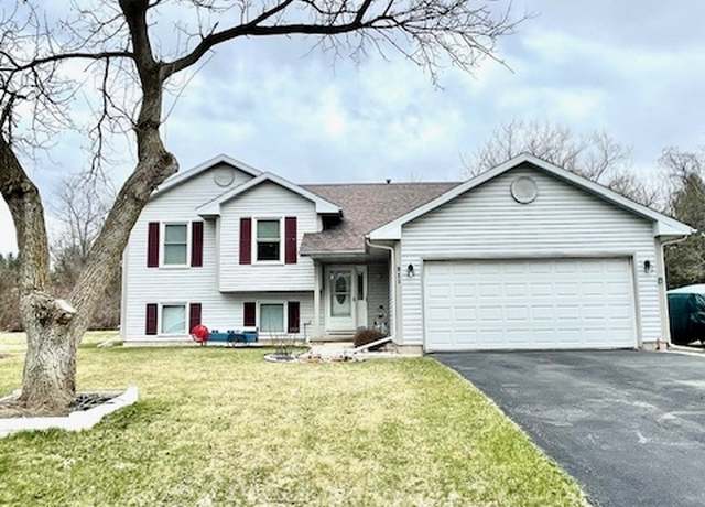 Property at 211 Picadilly Dr, Poplar Grove, IL 61065, 5 beds, 2 baths