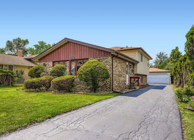 Property at 684 N Howard Ave, Elmhurst, IL 60126, 3 beds, 2 baths