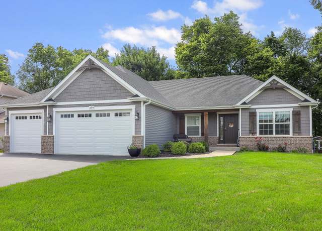 Property at 358 Westwind Dr, Yorkville, IL 60560, 3 beds, 2 baths