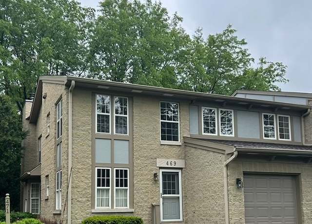 Property at 469 S Jefferson St #469, Batavia, IL 60510, 2 beds, 2 baths