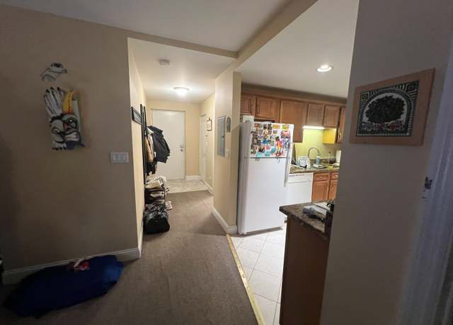 Property at 5348 N Cumberland Ave #224, Chicago, IL 60656, 1 bed, 1 bath