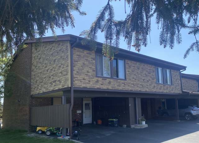 Property at 2 Cour Michele, Palos Hills, IL 60465, 3 beds, 2 baths