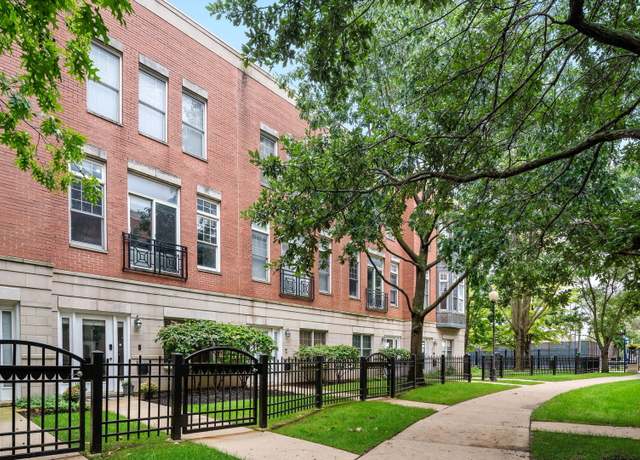 Property at 813 W University Ln, Chicago, IL 60608, 2 beds, 2.5 baths