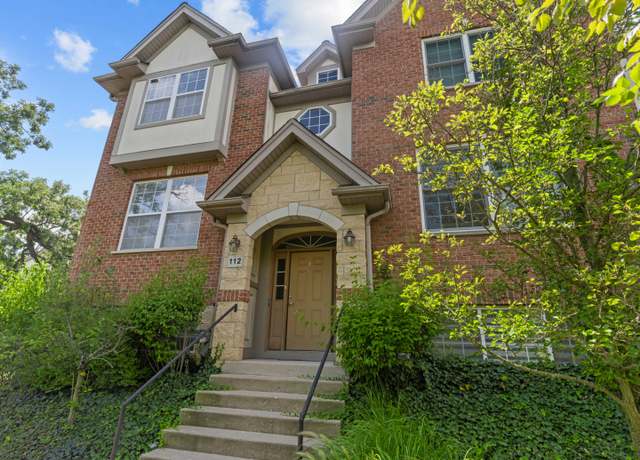 Property at 112 Enclave Dr, Mount Prospect, IL 60056, 3 beds, 2.5 baths