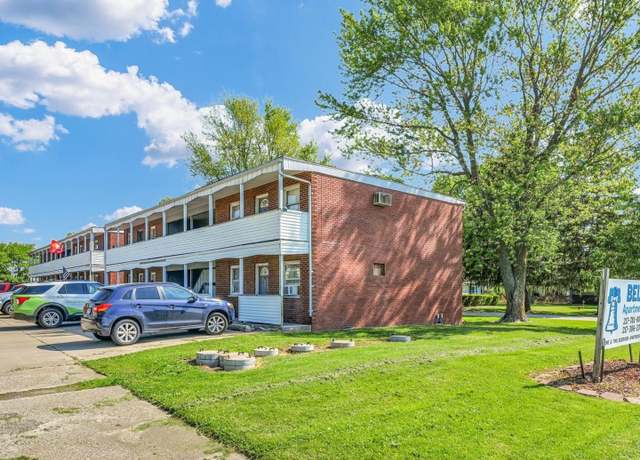 Property at 1942 County Road 3000n Rd, Rantoul, IL 61866, 20 beds, 16 baths