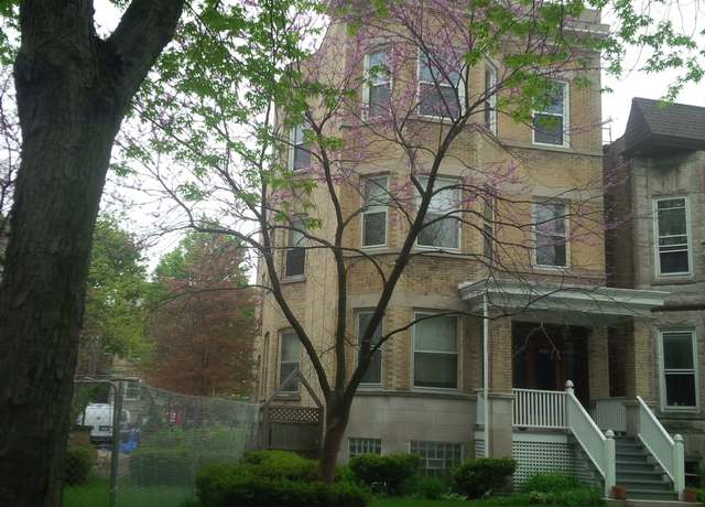 Property at 4870 N Paulina St, Chicago, IL 60640, 9 beds, 3 baths