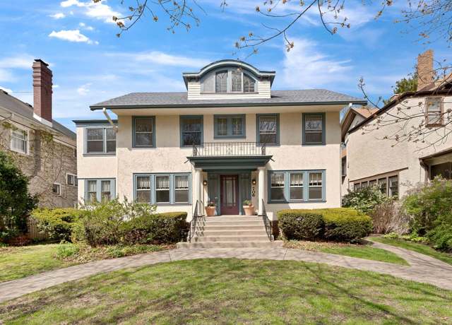 Property at 706 Forest Ave, Evanston, IL 60202, 5 beds, 2.5 baths