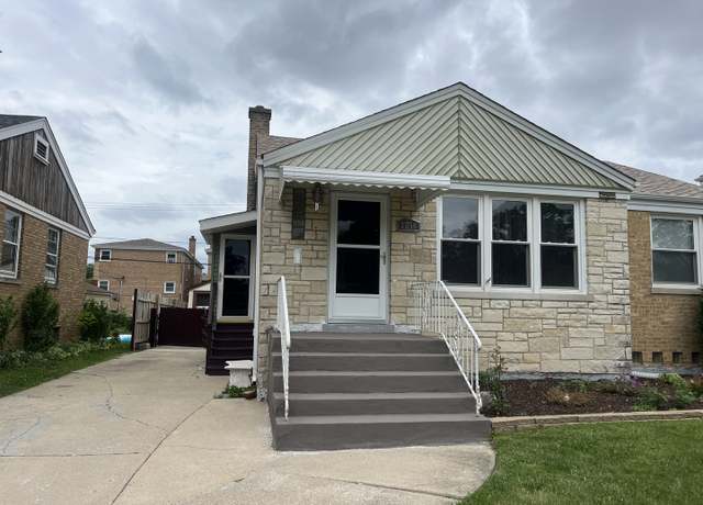 Property at 2256 S 15th Ave, North Riverside, IL 60546, 5 beds, 1.5 baths