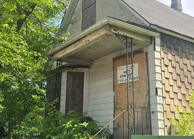 Property at 6221 S Racine Ave, Chicago, IL 60636, 3 beds, 1.5 baths
