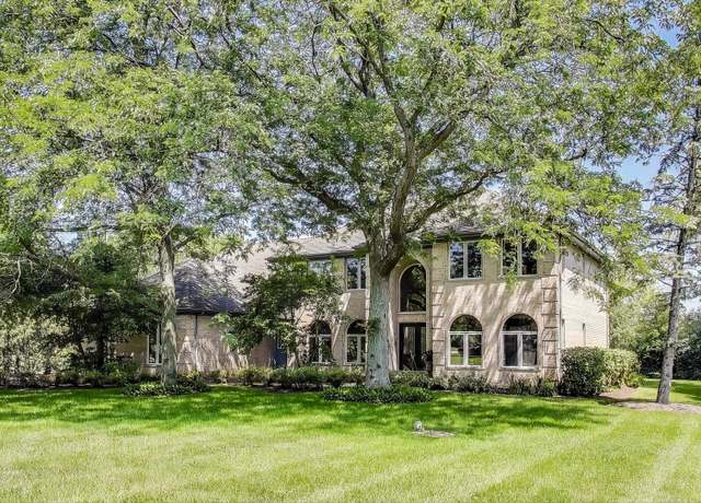 Property at 6 Steeplechase Dr, Hawthorn Woods, IL 60047, 4 beds, 2.5 baths