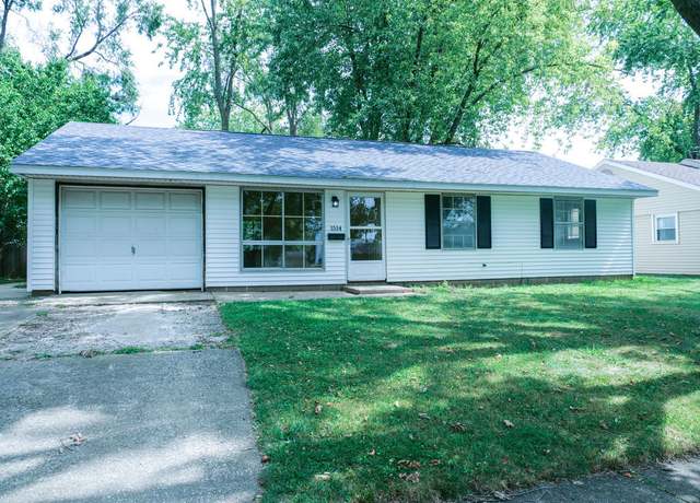 Property at 1514 Lincolnwood Dr, Urbana, IL 61802, 4 beds, 1 bath