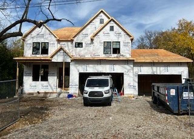 Property at 874 Walnut St, Glen Ellyn, IL 60137, 5 beds, 4.5 baths