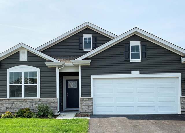 Property at 870 Mesa Ln, Pingree Grove, IL 60140, 3 beds, 2 baths