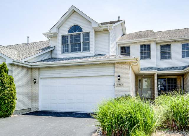 Property at 9963 Constitution Dr, Orland Park, IL 60462, 2 beds, 3.5 baths