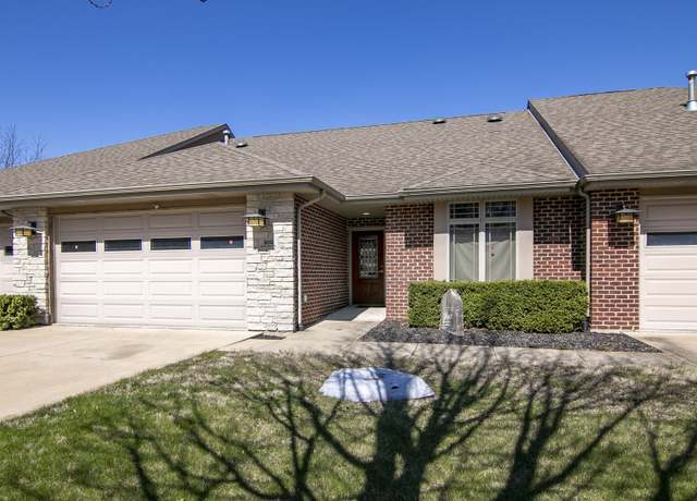 Property at 102 River Run Dr, St. Anne, IL 60964, 2 beds, 2 baths