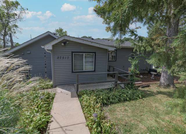 Property at 27517 W Ashland Ave, Spring Grove, IL 60081, 4 beds, 3.5 baths
