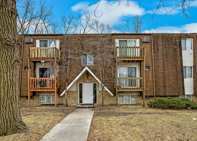 Property at 216 Madison St Unit 1A, Joliet, IL 60435, 2 beds, 1 bath
