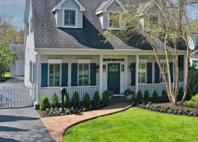 Property at 631 Northmoor Rd, Lake Forest, IL 60045, 4 beds, 3.5 baths