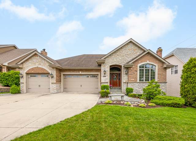 Property at 471 59th St, Lisle, IL 60532, 5 beds, 4.5 baths