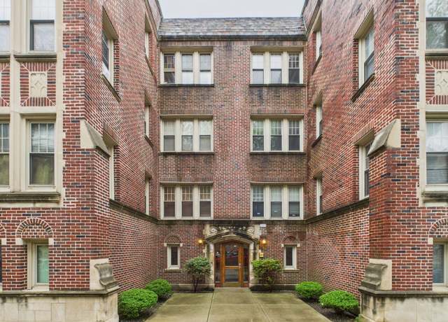 Property at 2609 W Rosemont Ave Unit C, Chicago, IL 60659, 2 beds, 1 bath