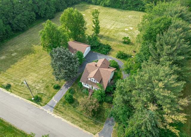Property at 1616 Michigan Ave, Rockford, IL 61102, 4 beds, 2 baths