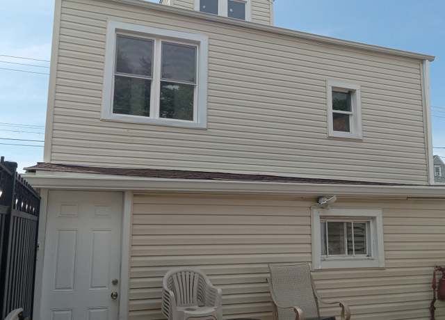Property at 5142 S Campbell Ave, Chicago, IL 60632, 3 beds, 2 baths