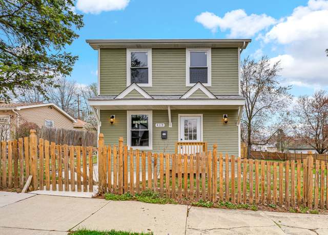 Property at 419 Oneida St, Joliet, IL 60435, 3 beds, 2 baths